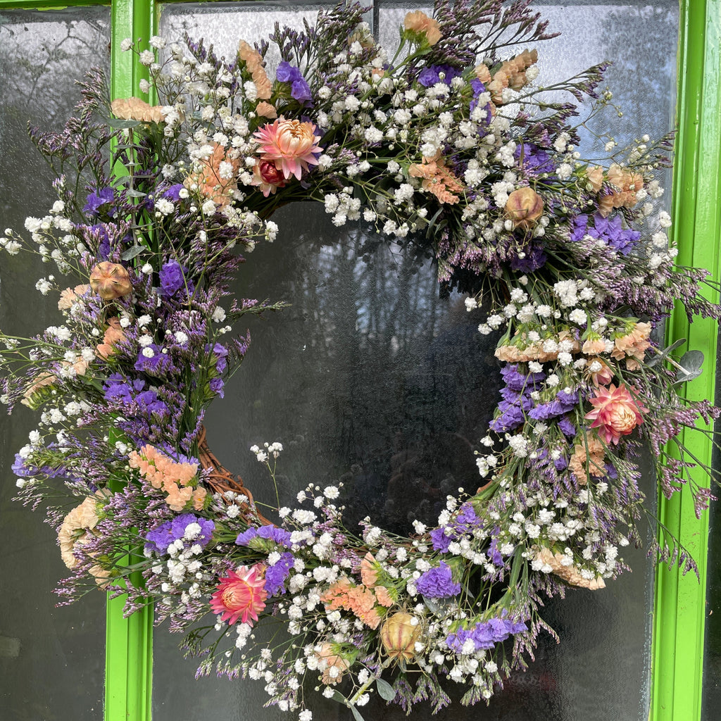 International women's day wreath 